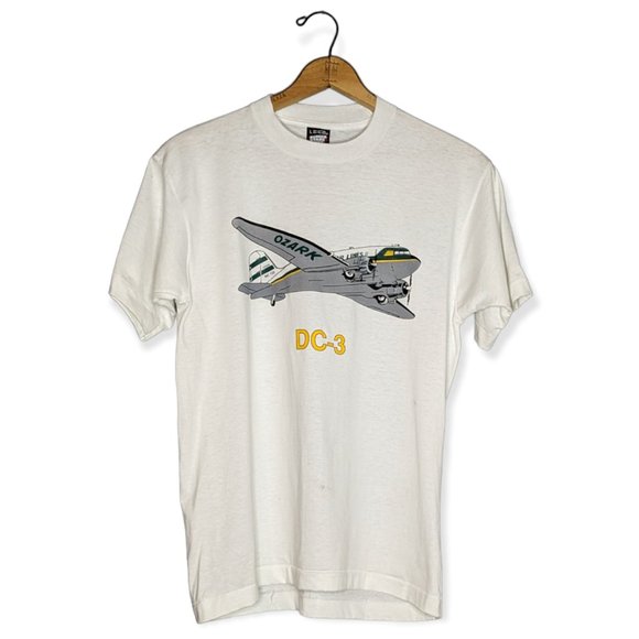 Vintage Ozark Airlines DC-03 Short Sleeve T-Shirt Size Large - Picture 1 of 10